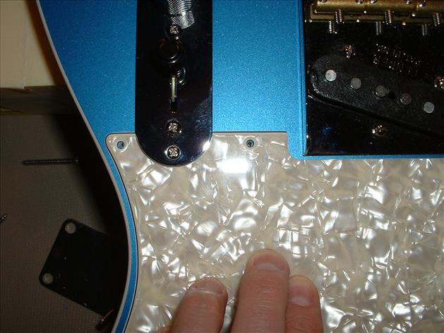 104-Install-Pickguard.JPG